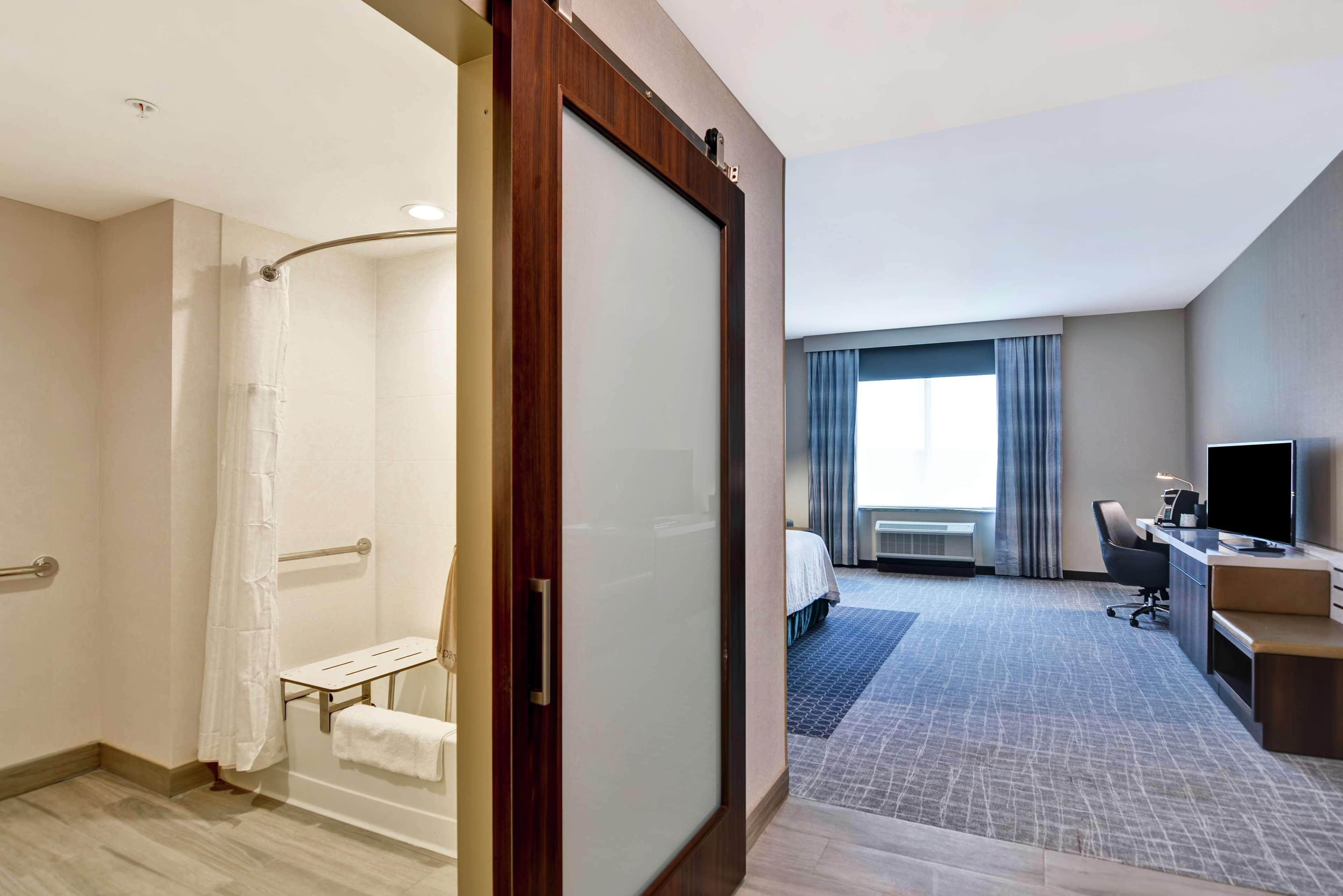 Hilton Garden Inn Princeton Lawrenceville Exterior photo