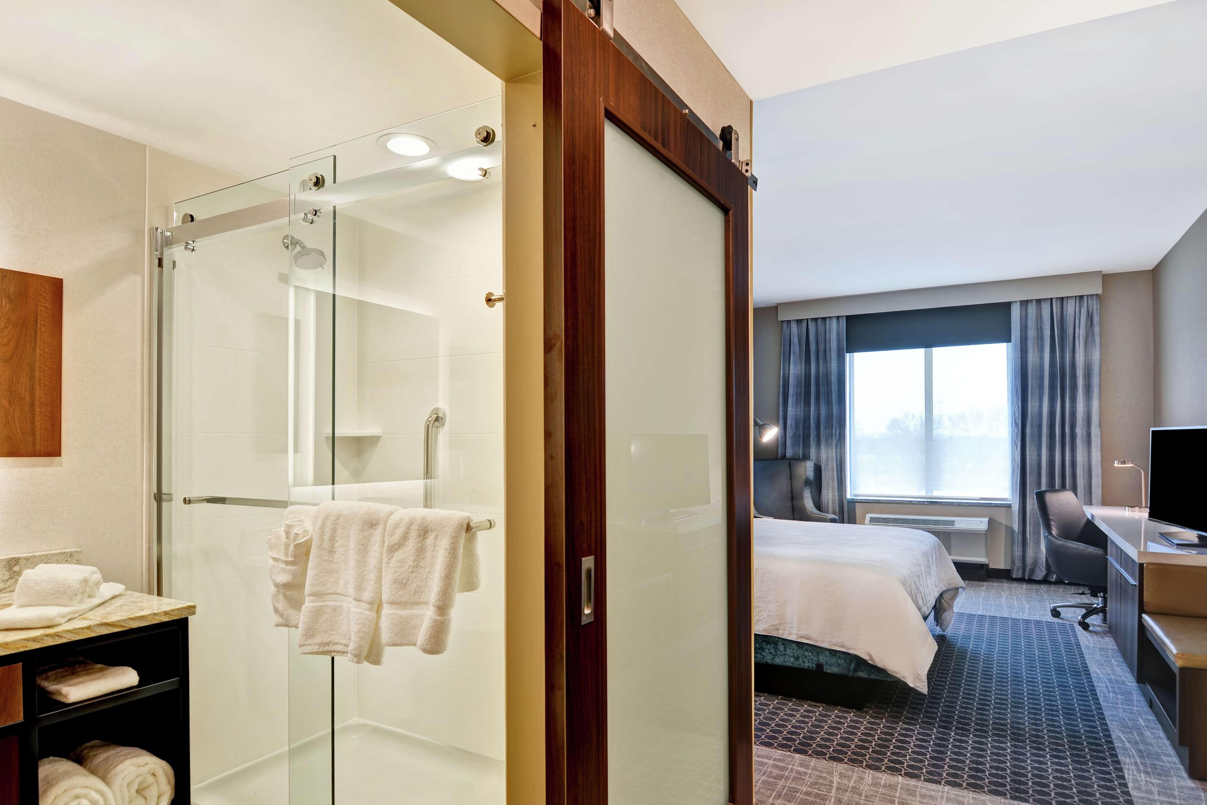 Hilton Garden Inn Princeton Lawrenceville Exterior photo