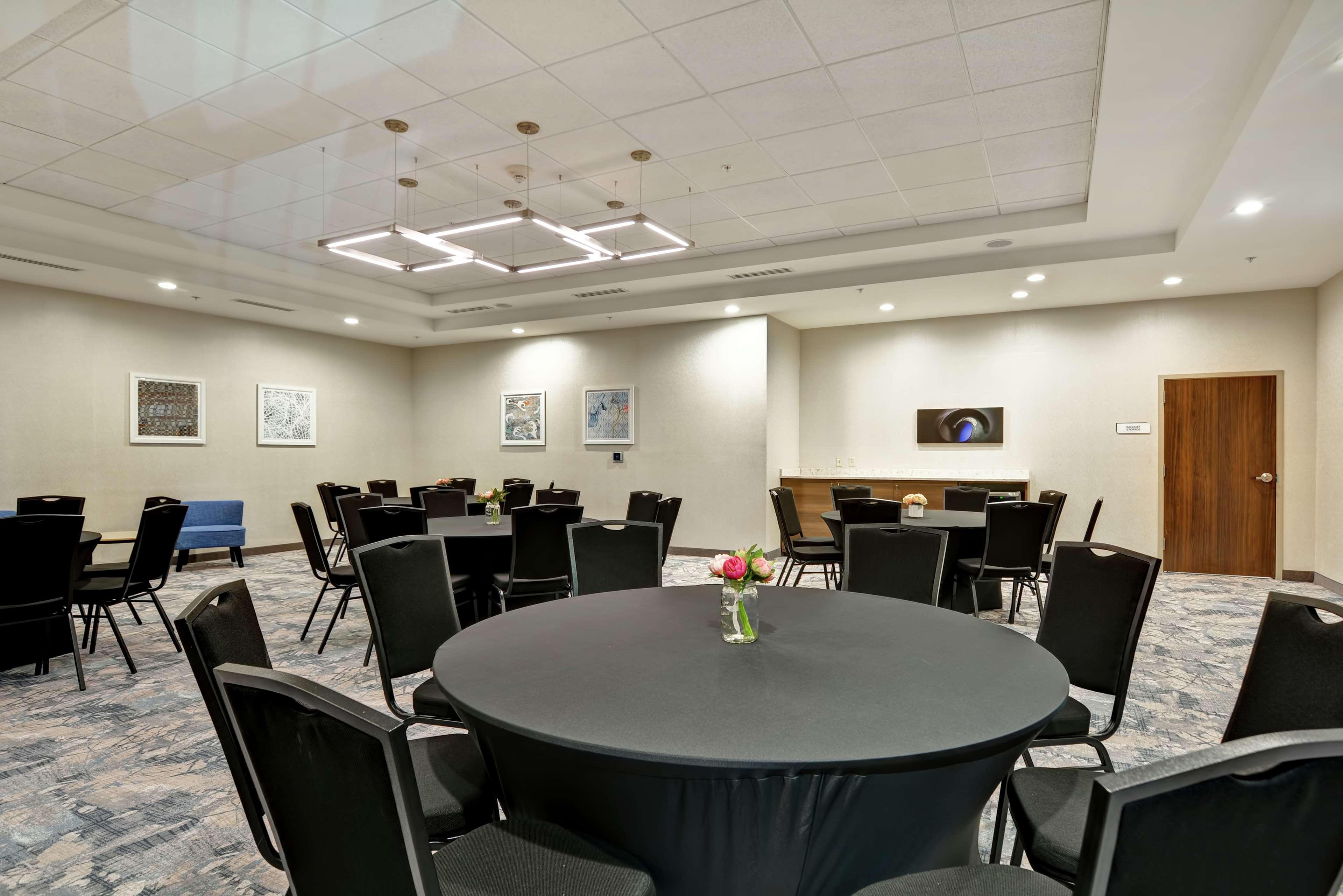 Hilton Garden Inn Princeton Lawrenceville Exterior photo
